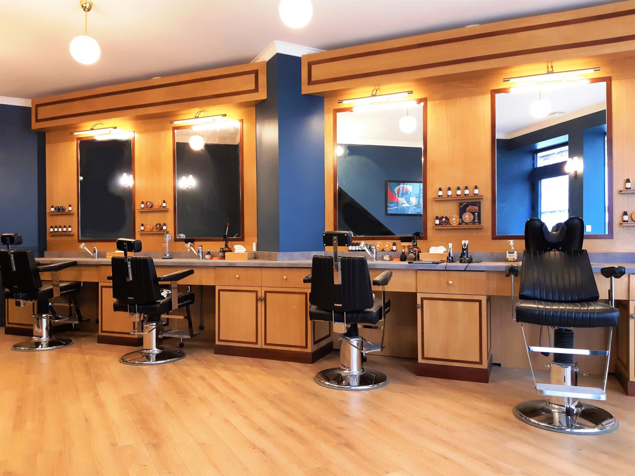 Devenir franchisé coiffeur en ligne - Les Barboristes